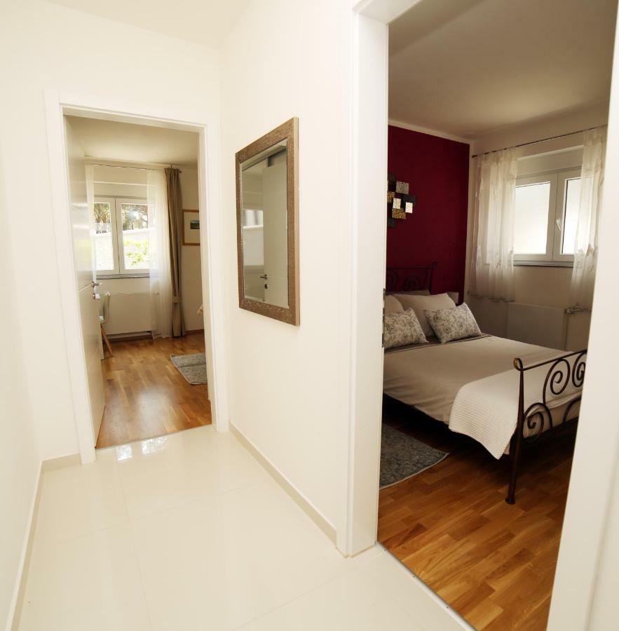 Apartman Nebo Pula Exterior photo